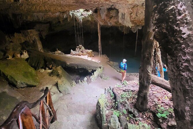 Private experience 5 cenotes at Riviera Maya