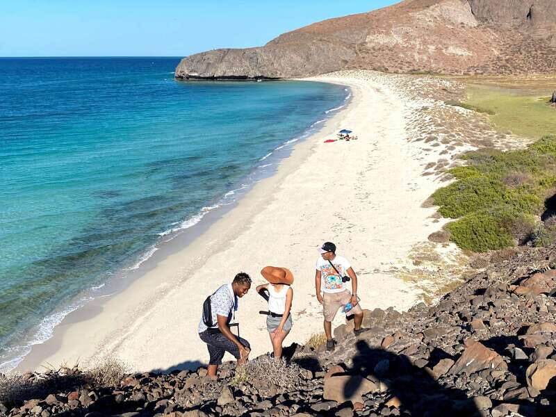 Private experience from Los Cabos to La Paz: (Balandra) - Key Points
