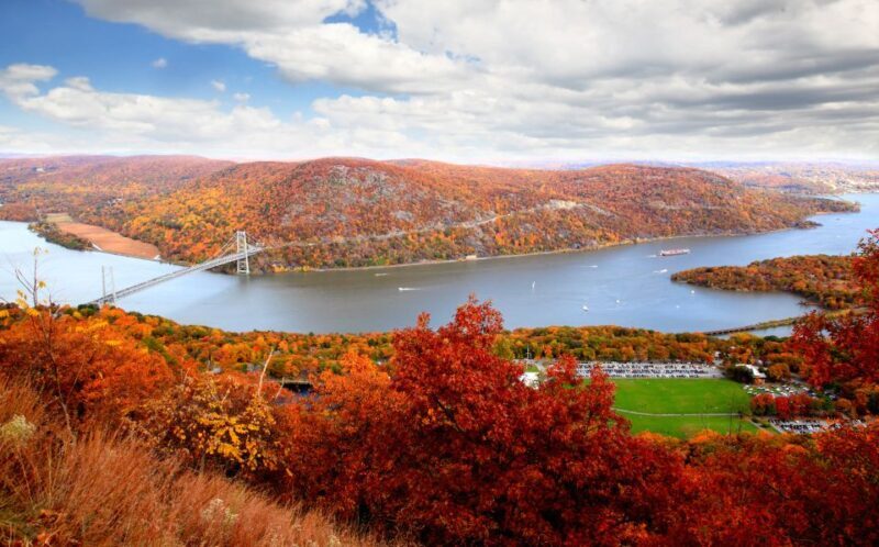 Private Fall Foliage Helicopter Tour of the Hudson Valley - A Bird’s-Eye View of the Hudson Valley’s Fall Colors
