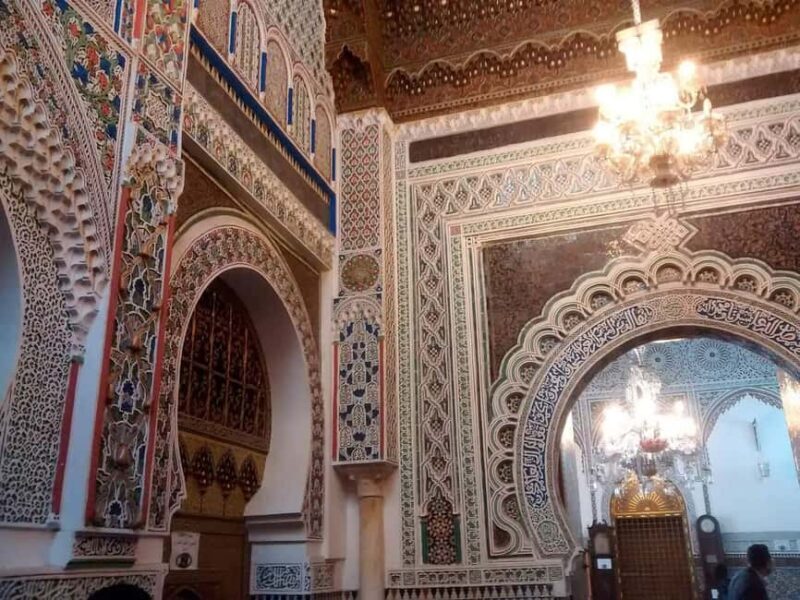 Private Fes guided tour including all entrance fees - FAQs