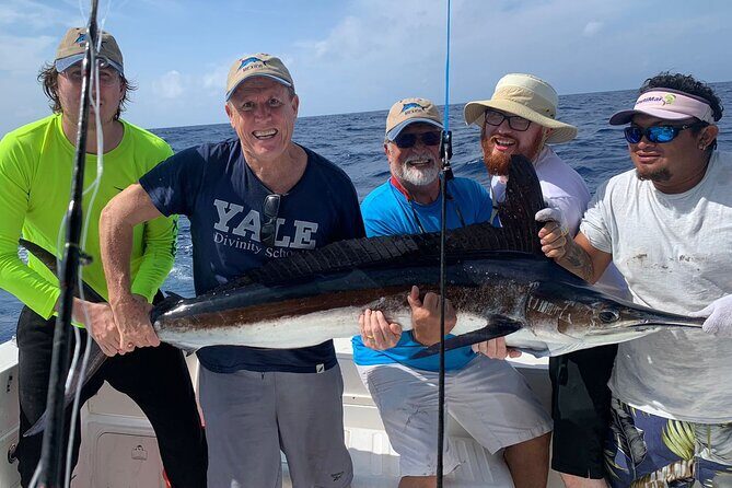 Private Fishing Tour in Yacht Playa del Carmen - Analyzing the Value