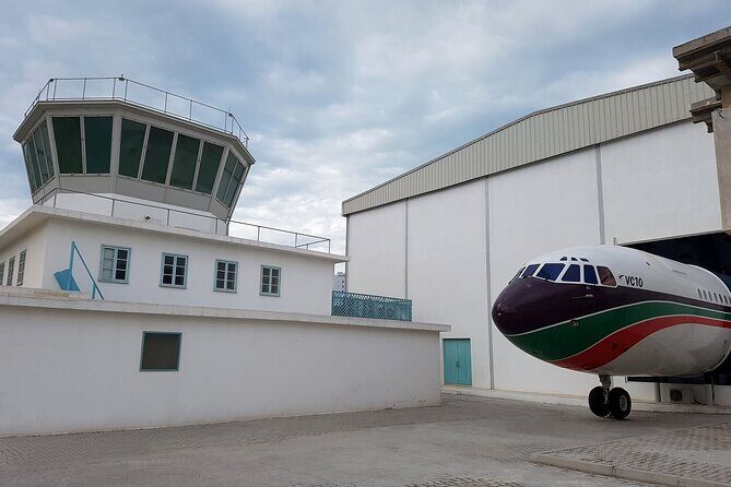 Private Five Emirates Tour! A Day trip to Rural Areas of UAE! - Mountain and Coastal Views: Highlighting Natural Beauty