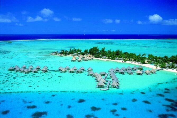 Private flight, in a light plane over the Polynesian motus from Raiatea - The Final Word