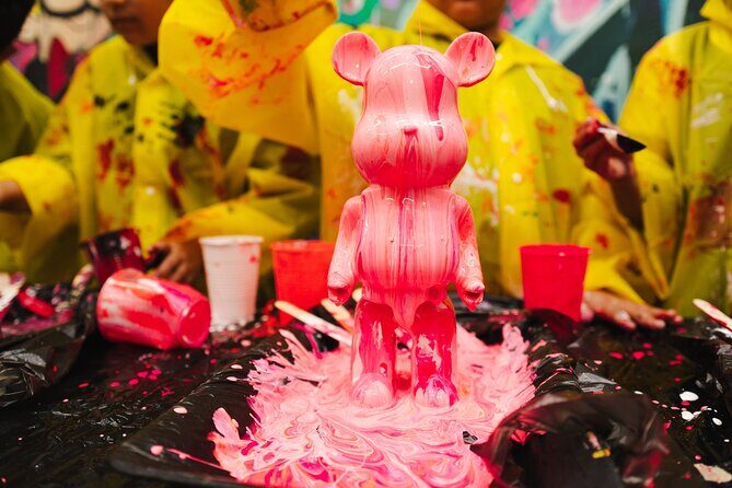 Private Fluid Bear Art Class - Key Points