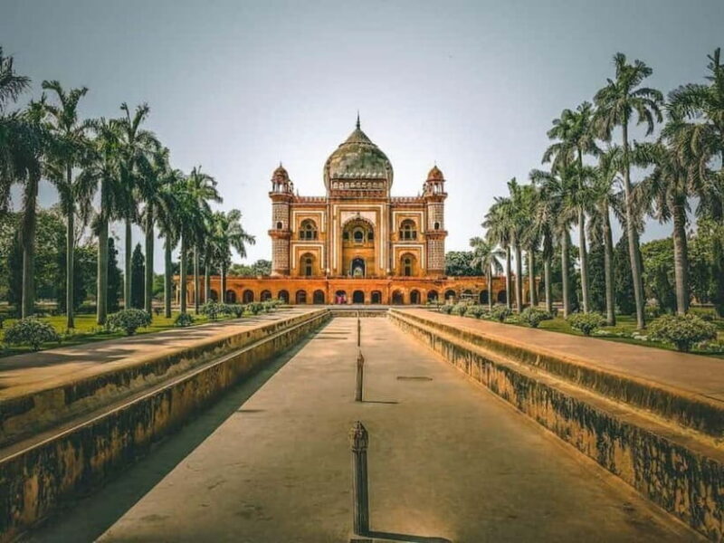 Private Full-Day City Tour of Old and New Delhi - Exploring Old Delhi: Mughal Grandeur and Market Chaos