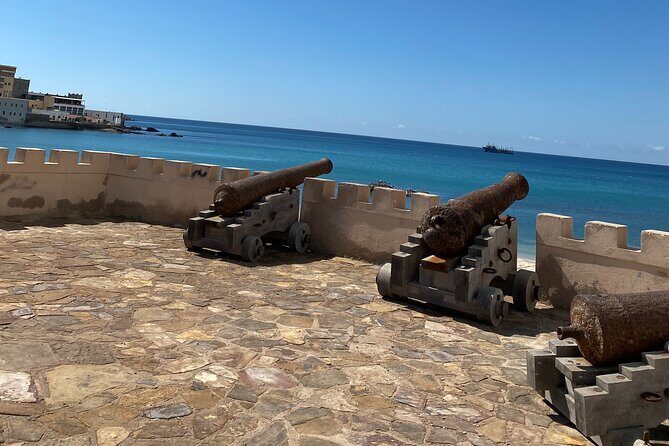 Private Full-Day East Oman Tour from Salalah with Lunch - Transportation, Timing, and Group Size