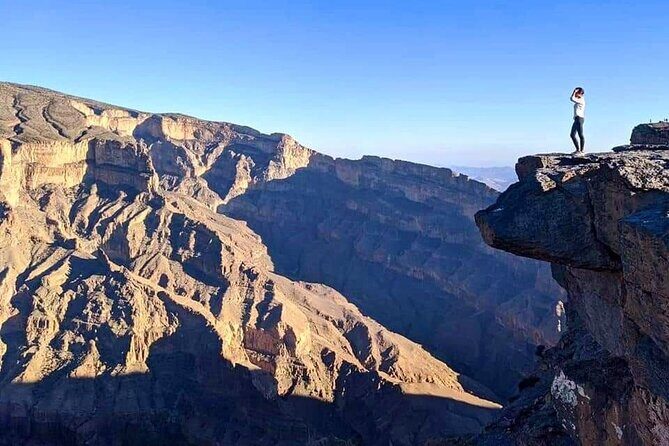 Private Full Day Guided Balcony Walk Hiking to Jebel Shams - Authentic Reviews and Highlights