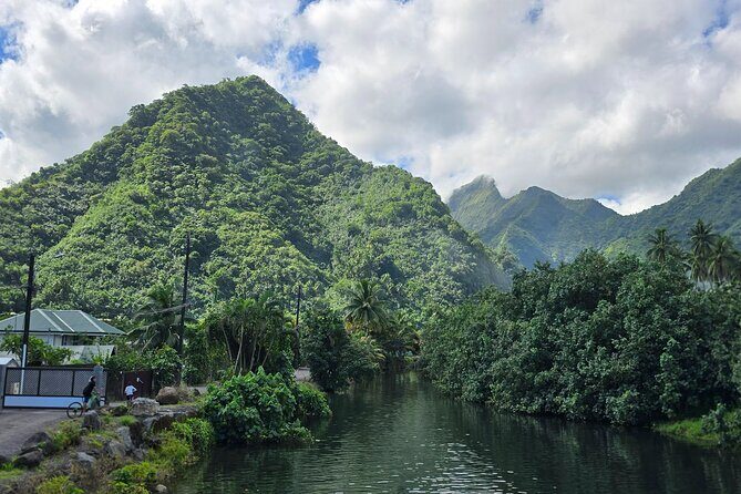 Private Full Day in Papeete and Tahiti Iti with Belveder Lookout - An Honest Look at the Private Full Day in Papeete and Tahiti Iti with Belveder Lookout