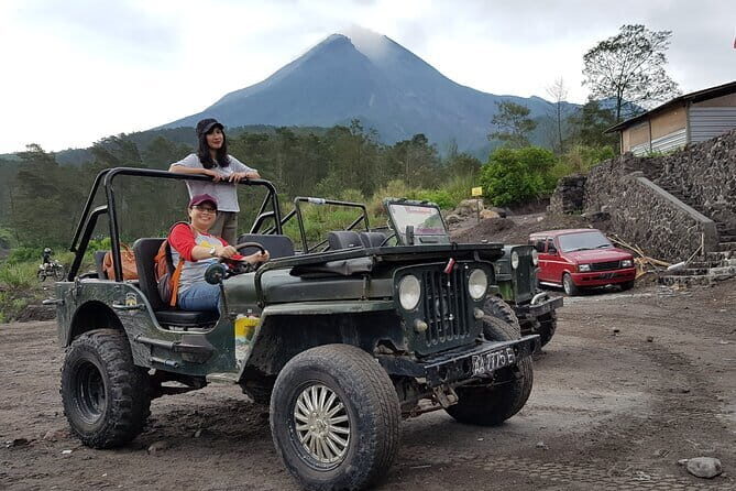 Private Full-Day Jeep Lava Tour in Yogyakarta and Merapi - Key Points