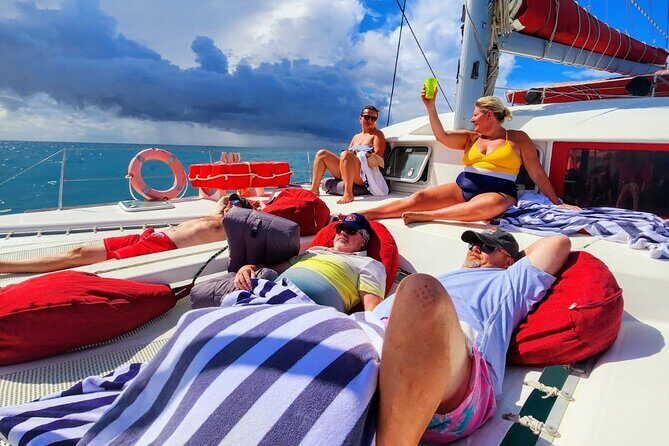Private Full-Day Luxury Sailing Catamaran Charter in Sint Maarten - Key Points