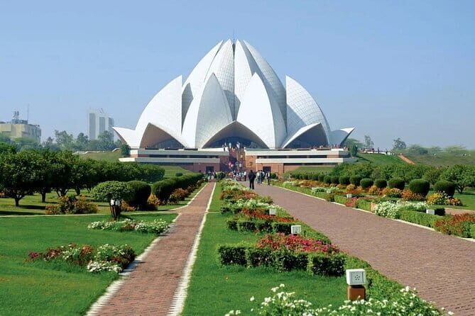 Private Full Day New and Old Delhi City Tour - A Closer Look at the Itinerary and Experience