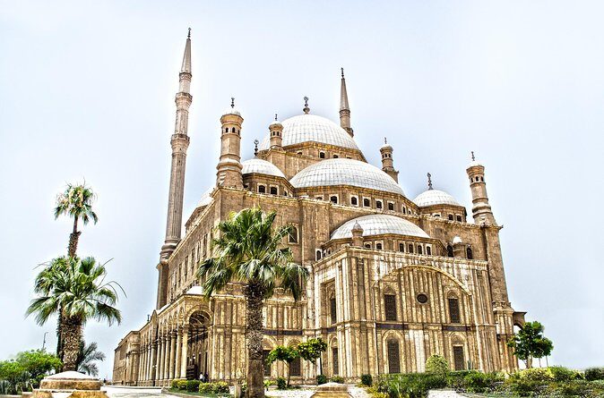 Private Full Day Sightseeing Tour of Cairo - Key Points