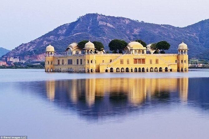 Private Full-Day Sightseeing Tour of Jaipurs Heritage by Car - A Deep Dive into the Jaipur Heritage Tour