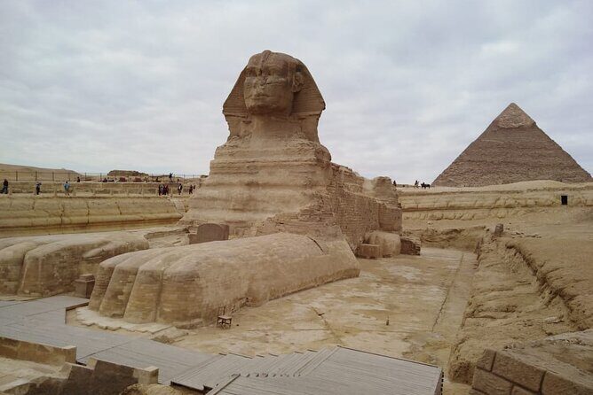 Private Full Day Tour Giza Pyramids Sphinx Saqqara and Memphis including Lunch - Giza Pyramids and Sphinx: The Heart of the Tour