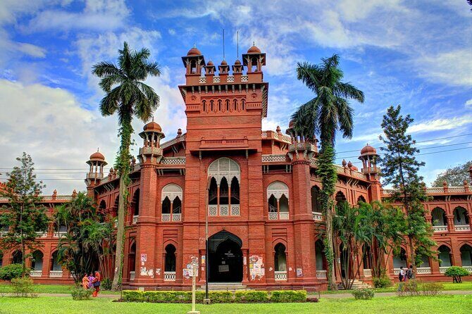 Private Full Day Tour in Dhaka City - Kawran Bazar: The Commercial Heartbeat