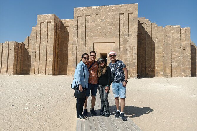 Private full day tour in Pyramids of Giza, Memphis and Saqqara - FAQ