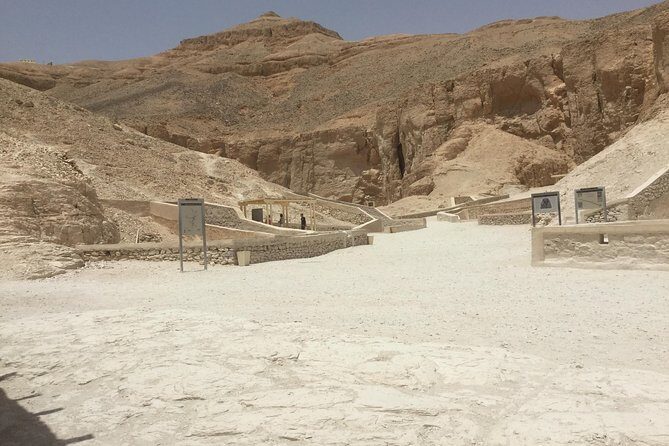 Private full day tour luxor highlights east & west banks w lunch - Key Points