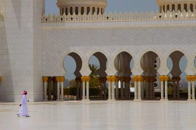 Private Full Day Tour of Abu Dhabi - The Review from Travelers