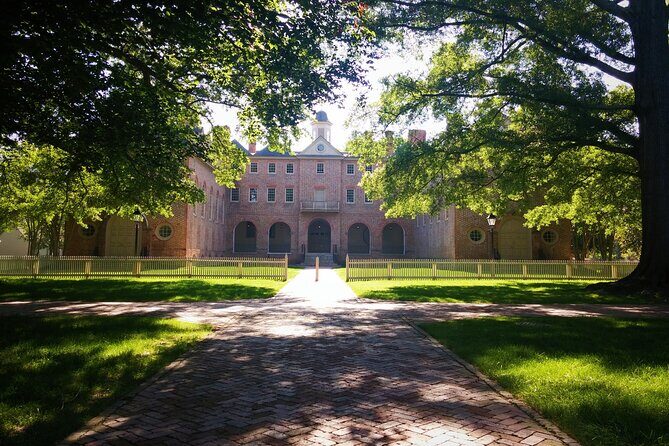 Private Full Day Tour of Colonial Williamsburg From the DC Area - Key Points
