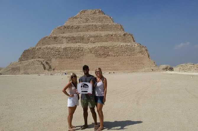 Private Full-Day Tour to Giza Pyramids, Memphis and Sakkara - Authentic Experiences and the Guides Role