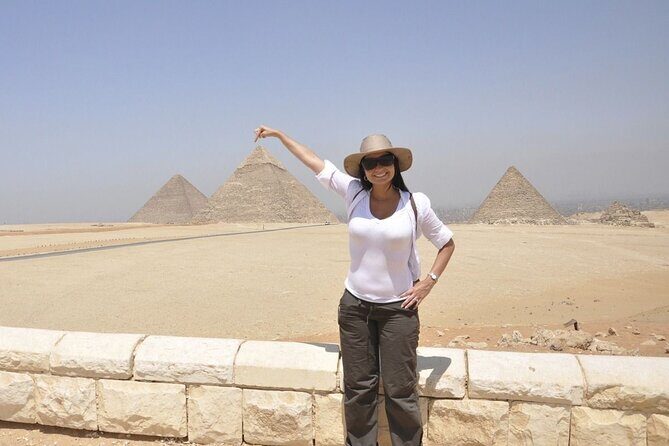 Private Full-Day Tour to Giza Pyramids,Sphinx,Memphis, and Saqqara - Why Travelers Love This Tour