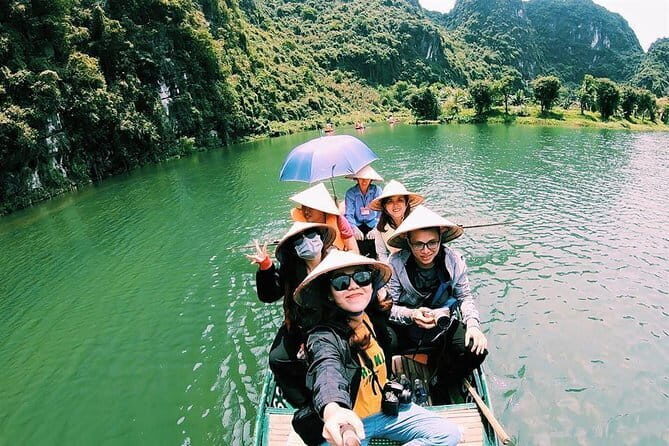 Private Full-Day Tour to Halong Bay from Hanoi - The Value and Who It’s For