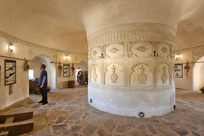 Private Full Day Tour To Nakhal Rustaq And Hot Springs - Who Should Consider This Tour?