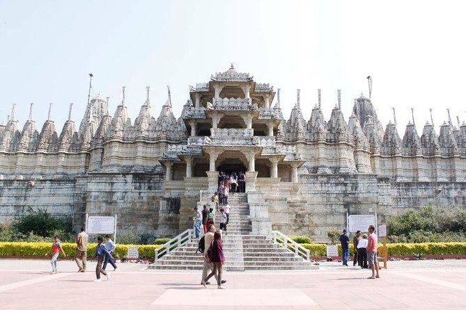 Private Full-Day Tour to Ranakpur and Kumbalgarh from Udaipur - Practical Aspects of the Tour