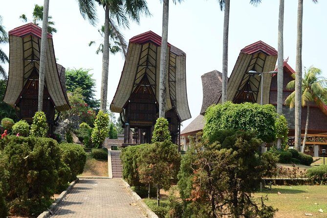 Private Full-Day Jakarta Wonderfull Tour with Lunch & Souvenir - What the Tour Means for You
