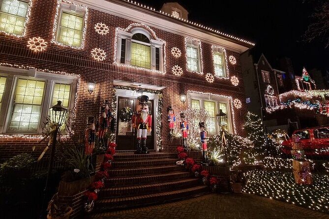 Private Fully Guided Dyker Heights Christmas Lights Tour - A Deep Dive into the Dyker Heights Christmas Lights Tour