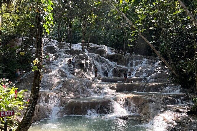 Private fun fill tour from Montego Bay to dunns river & blue hole - Transport and Timing