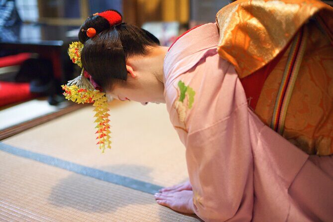 Private Geisha show with Maiko, an apprentice Geisha - Introduction: Discovering Kyoto’s Hidden Gem