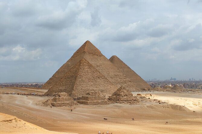 Private Giza Pyramids Tour, Sphinx with Camel Ride and Lunch - Introduction to the Giza Pyramids Tour