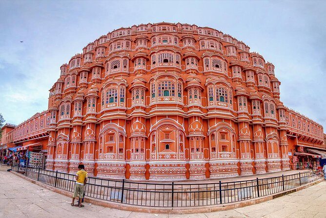 Private Golden Triangle Tour 7 Nights and 8 Days With Amritsar - FAQs