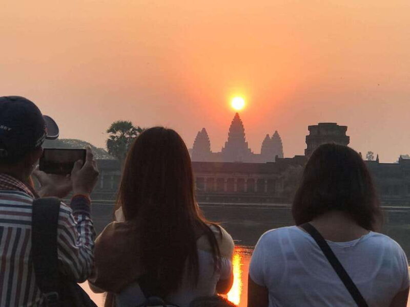 Private Guide: 1-Day Tour to Angkor Wat - The Practicalities