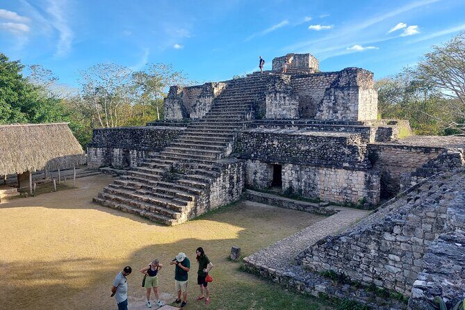 Private guide service in the archaeological zone of Ek Balam - An Introduction to the Ek Balam Private Guided Tour