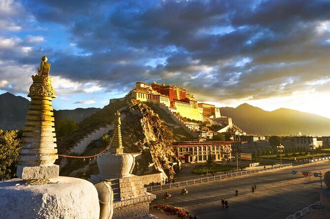 Private Guided Day Tour Potala Palace and Sera Monastery - Exploring the Heart of Lhasa: Potala Palace and Sera Monastery
