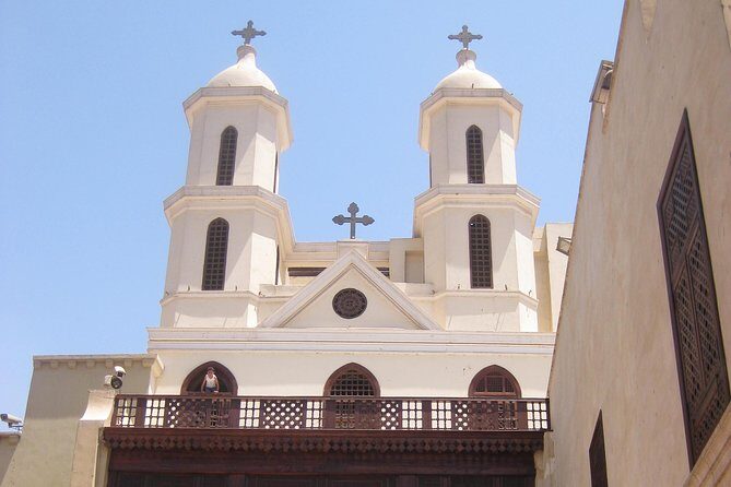 Private Guided Day Tour to Giza Pyramids Egyptian Museum and Hanging Church in Cairo - An In-depth Look at the Tour Experience