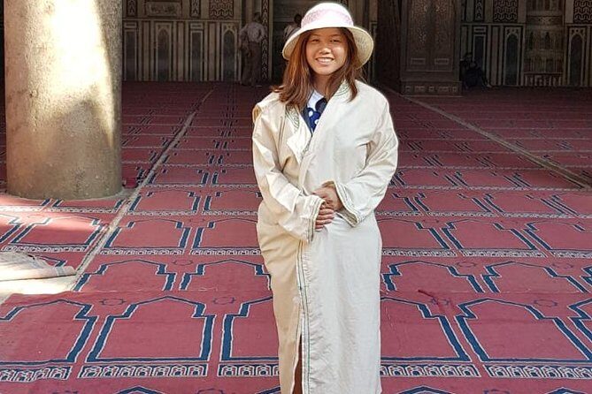 Private Guided Day Tour to the Giza Pyramids, Egyptian Museum, and Al-Hussein Mosque in Cairo - The Itinerary in Detail: What to Expect