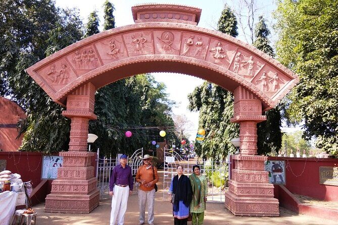 Private Guided Day Trip to Santiniketan from Kolkata (Calcutta) - The Symbolic Chhatimtala Tree