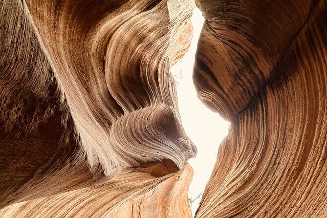 Private Guided Hike Through Buckskin Gulch Wire Pass - Key Points