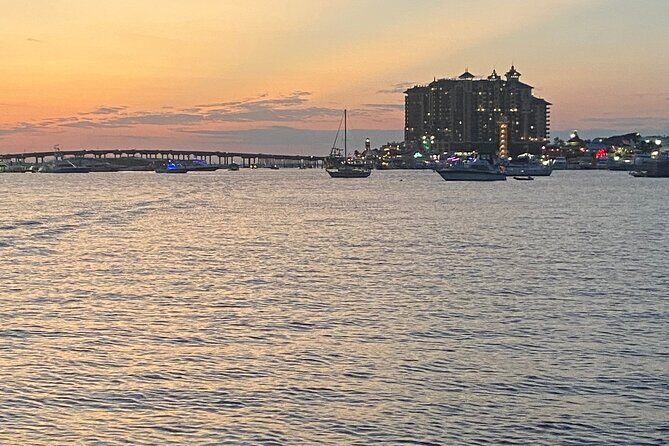 Private Guided Sunset and Dolphin Cruise up to 6 Passengers - An Authentic Look at the Private Sunset and Dolphin Cruise in Destin