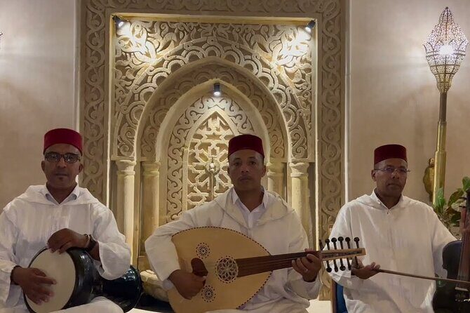 Private Guided Tour of Casablanca Including Mosque Entrance - Walking Through the Old Medina