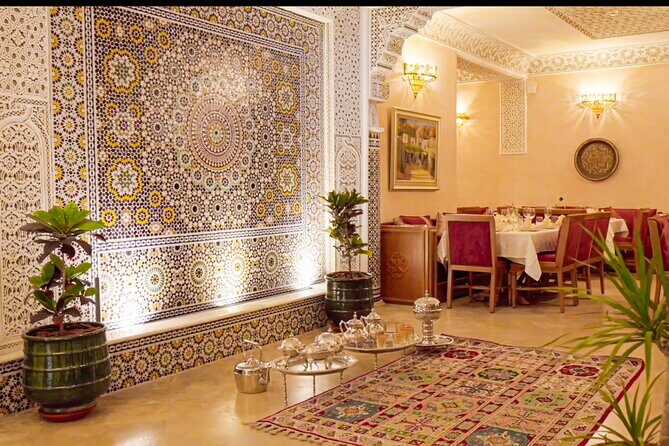 Private Guided Tour of Casablanca Including Mosque Entrance - The Local Market and Souks