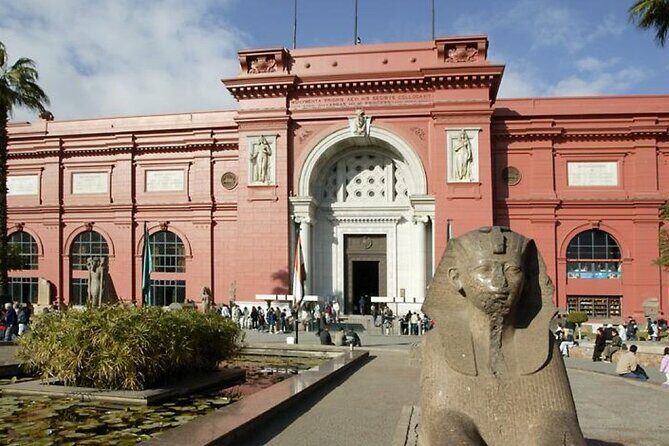 Private guided tour to Giza pyramids and Great Sphinx - An In-Depth Look at the Tour Experience