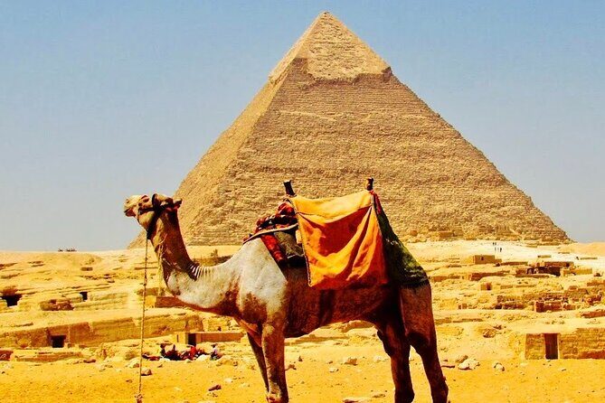 Private Guided Tour to Giza Pyramids, Valley Temple and Sphinx - The Experience in a Nutshell
