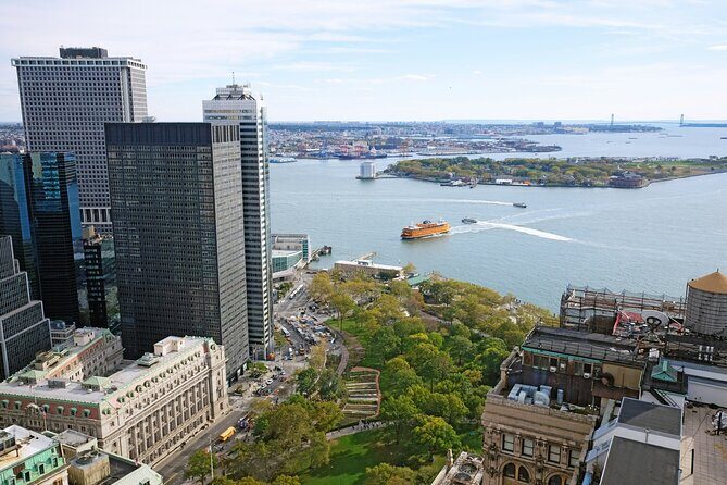Private Guided Tour to Men in Black Movie New York Locations - The Practical Side: What to Expect