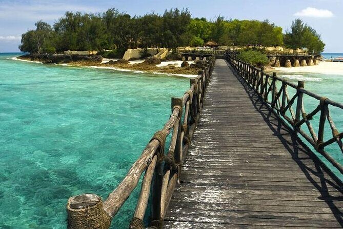 Private Guided Tour to Prison Island, Nakupenda Beach, Stone Town - Authentic Experiences and Hidden Gems