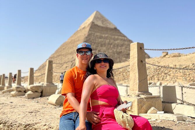 Private Guided Tour to Pyramids, Sphinx,Grand Egyptian Museum GEM - Exploring the Giza Pyramids and Sphinx