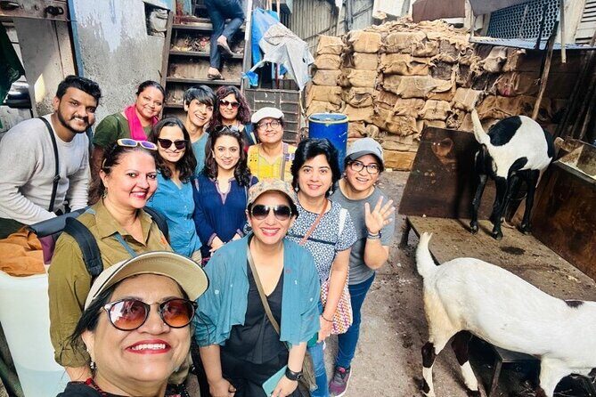 Private Guided Walking Tour in Dharavi Slums - Detailed Review of the Dharavi Slum Tour